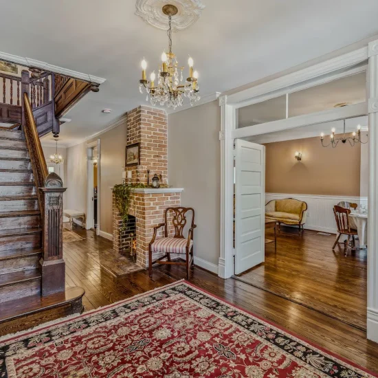 The Grand Castalian Inn Bed & Breakfast