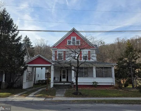 318 S Washington 1